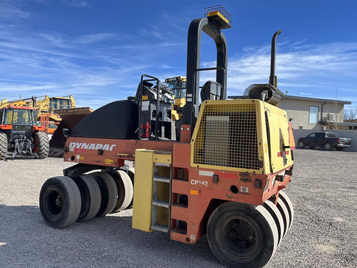 ./imagenes/INVOICE/2019/17352/COMPACTADOR NEUMATICO DYNAPAC CP142 (15).JPG